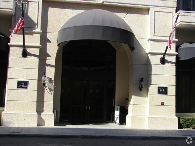 Building Photo - Two City Plaza