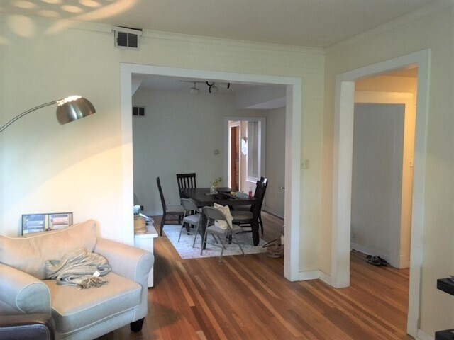 Foto del edificio - 3743 N Janssen Ave