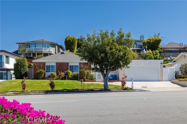 Building Photo - 2968 Alta Laguna Blvd