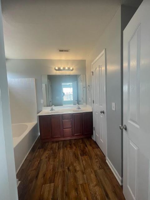 Foto del edificio - 1036 Cheryl Ln