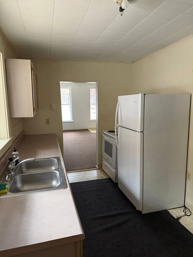 Building Photo - 62 Depot St