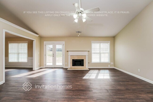 Foto del edificio - 2819 Merrion Park Ln NE