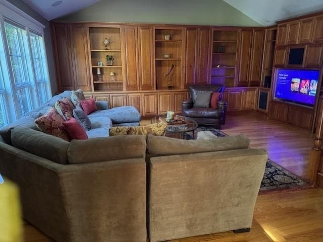 Foto del edificio - 102 Overhill Rd