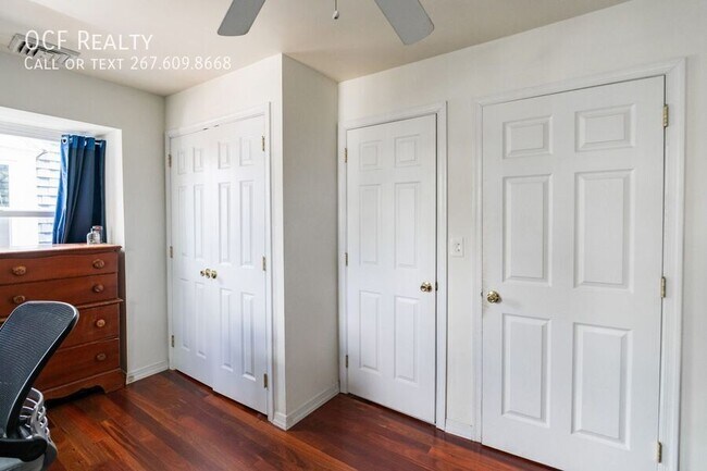 Foto del edificio - 4841 Walton Ave