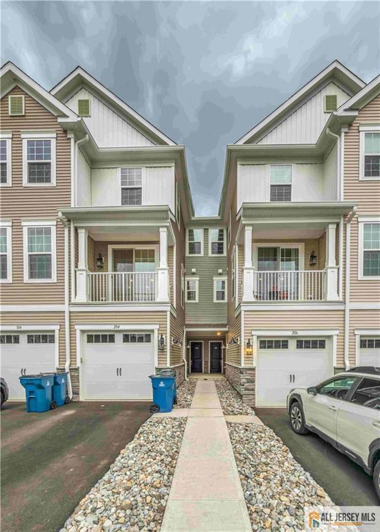 Foto principal - 204 Honeysuckle Ln