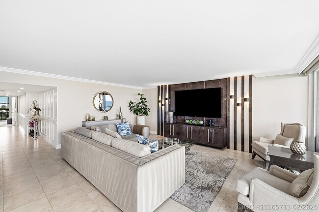 Foto del edificio - 2727 S Ocean Blvd