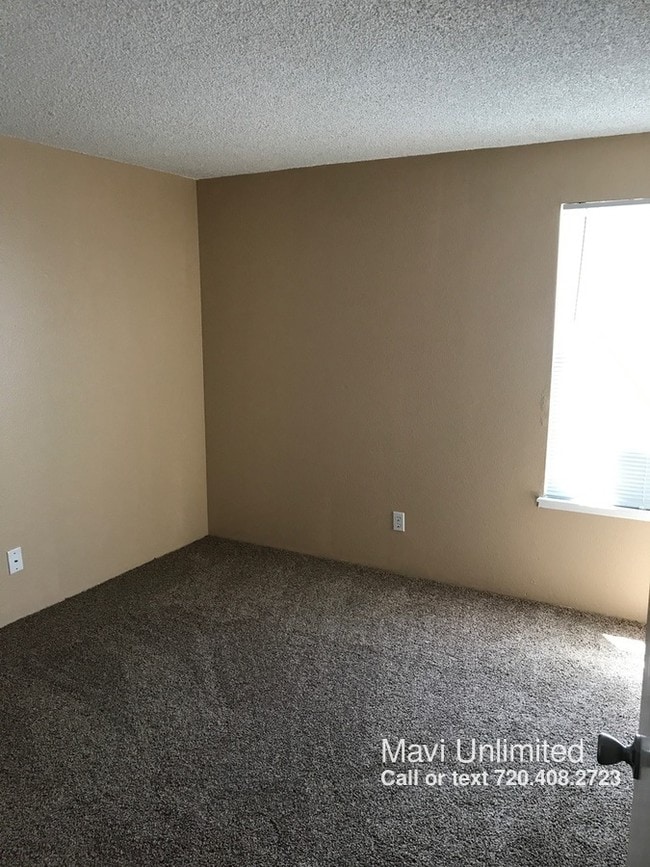 Building Photo - 14066 E Stanford Cir