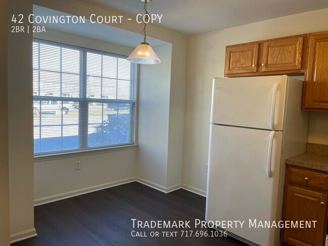 Building Photo - Spacious 3 Bedroom Town Home