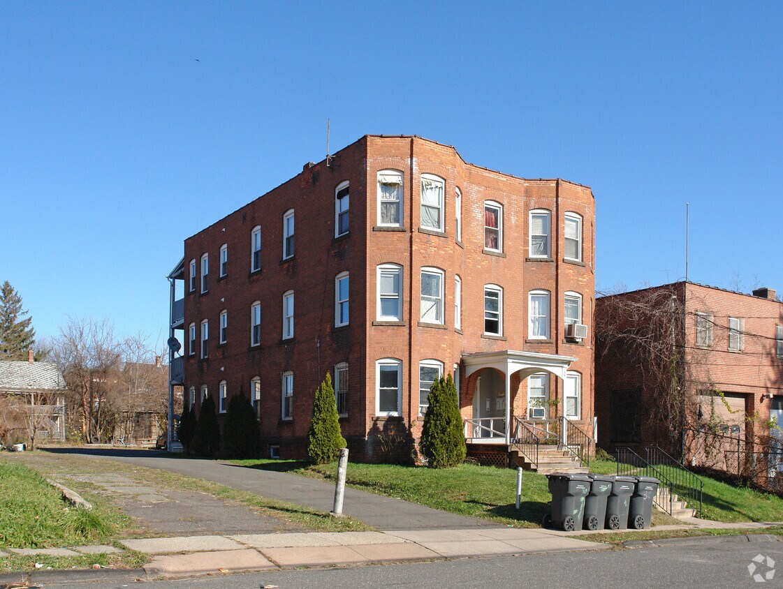 Primary Photo - 36 Belmont St