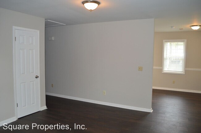 Building Photo - 2 br, 1 bath House - 843 Wilson Cir.