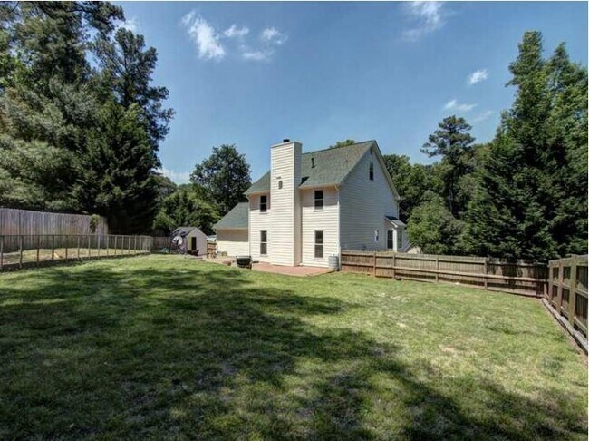 Building Photo - 2274 Woods Field Ln NE