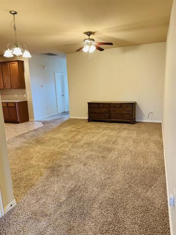 Foto del edificio - 1627 Summerhill Ct