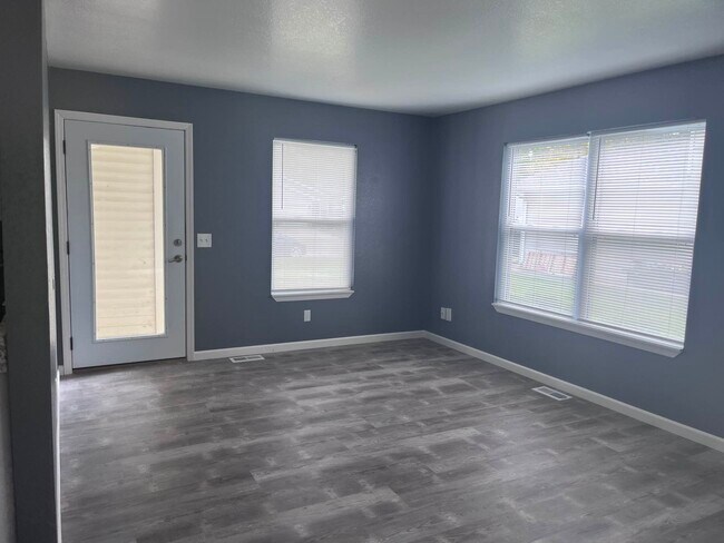 Foto del edificio - 817 Whitney St