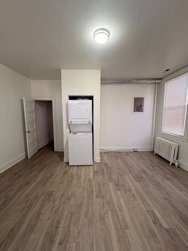 Building Photo - 3043 N Calvert St