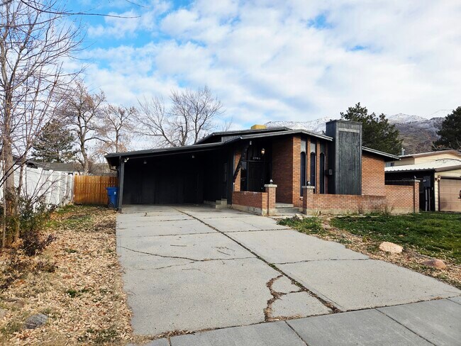 Foto del edificio - 1968 E 5850 S