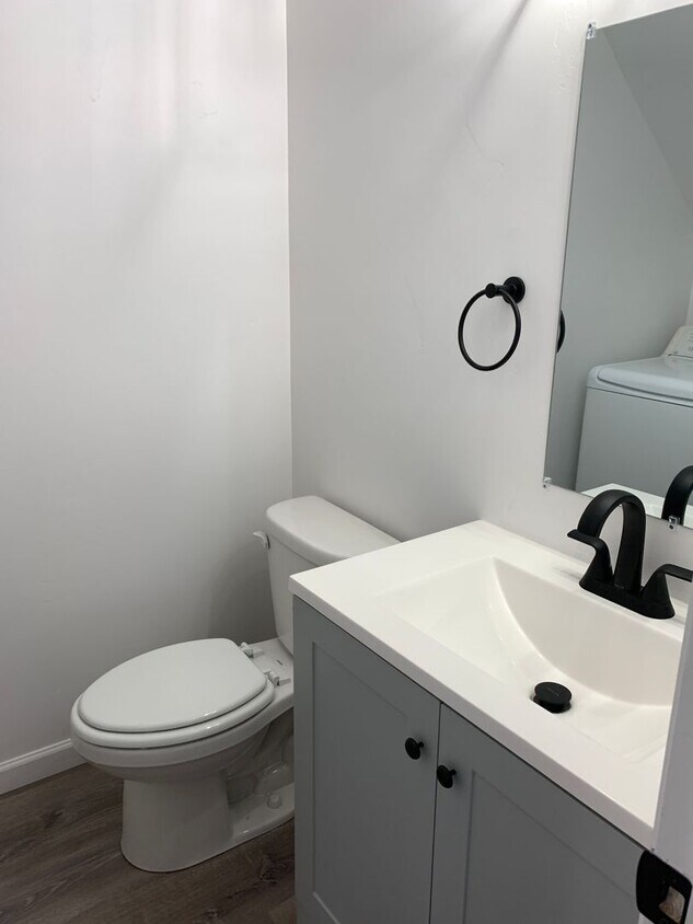 Foto del edificio - 851 NE A St