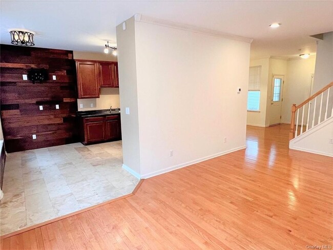 Building Photo - 22 Avoncroft Lane