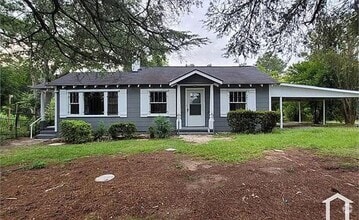 Building Photo - 804 Columbia College Dr