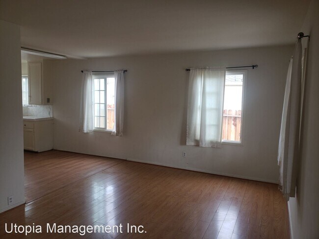 Foto del edificio - 2 br, 1 bath House - 8111 Artesia Blvd