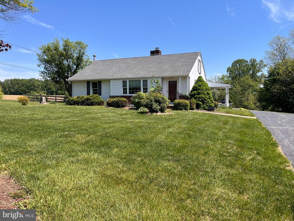 Primary Photo - 283 Old Stottsville Rd