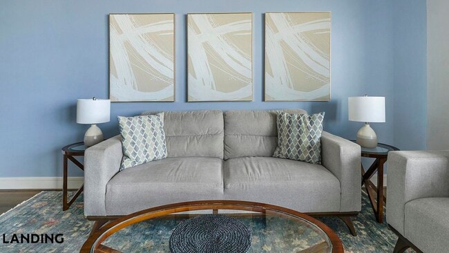 Building Photo - 777 Preston St