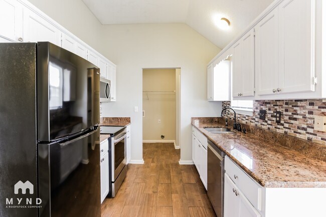 Building Photo - 7357 Lee Ann Dr
