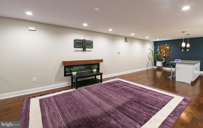 Foto del edificio - 6225 Osage Ave