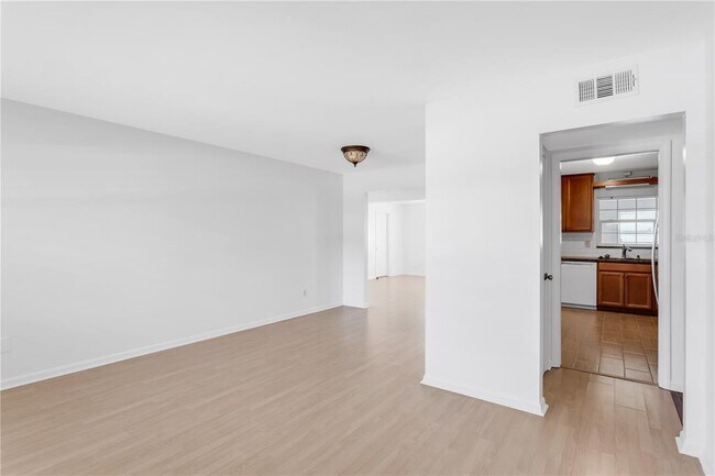 Foto del edificio - 3414 W Carrington St