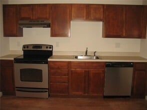 Building Photo - 7 New St