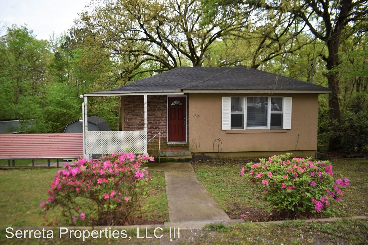 Foto principal - 3 br, 2 bath House - 1316 Golf Links