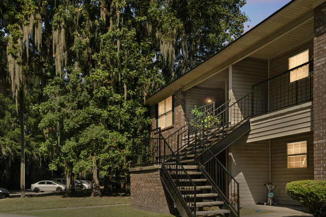 Foto del edificio - Ardens Place Apartments