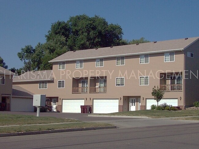 Foto del edificio - 3509 E 11th St