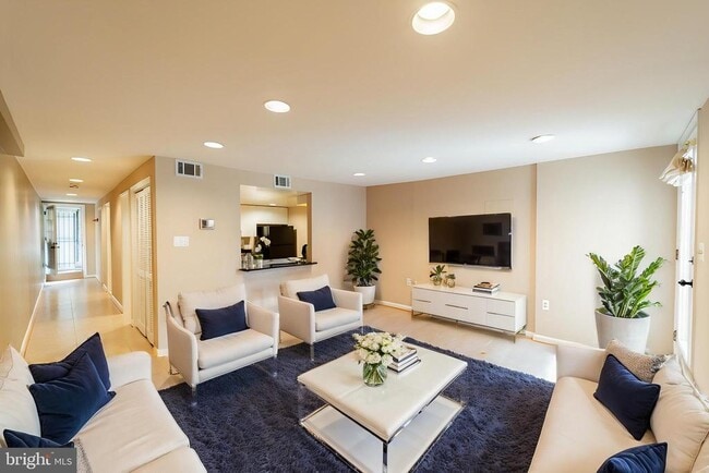 Foto del edificio - 1408 Hopkins St NW