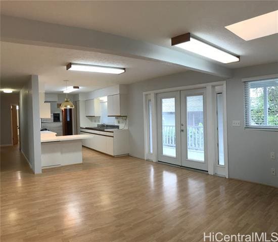 Building Photo - 2215 Lokelani St