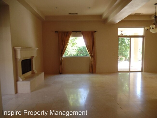 Building Photo - 4 br, 4.5 bath House - 13 Carrera Court