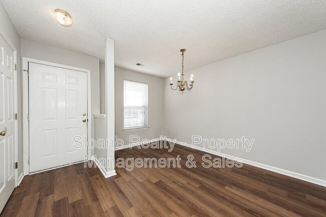 Building Photo - 1345 Pinnacle Ln