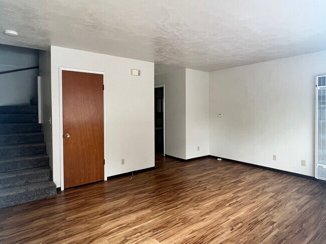 Foto del edificio - 369 12th St