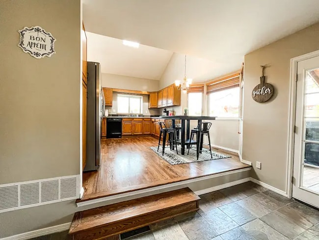 Photo - 15235 Diamondhead Ct House