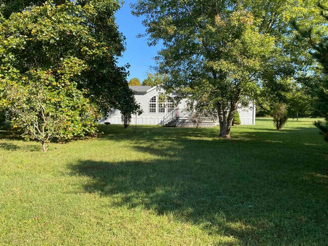Building Photo - 191 Ferraro Ln