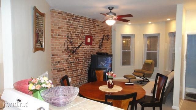Primary Photo - 1 br, 1 bath Townhome - 1215 C St NE