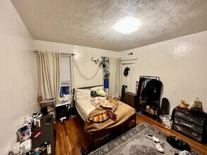 Building Photo - 14 Ashford St