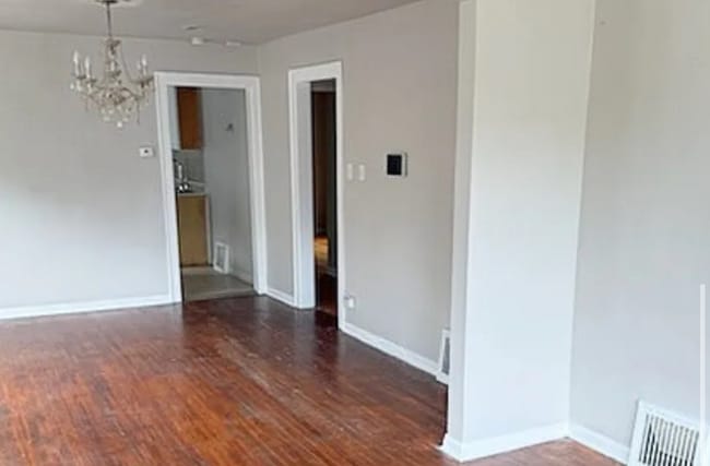 Foto del edificio - 10024 S Lafayette Ave