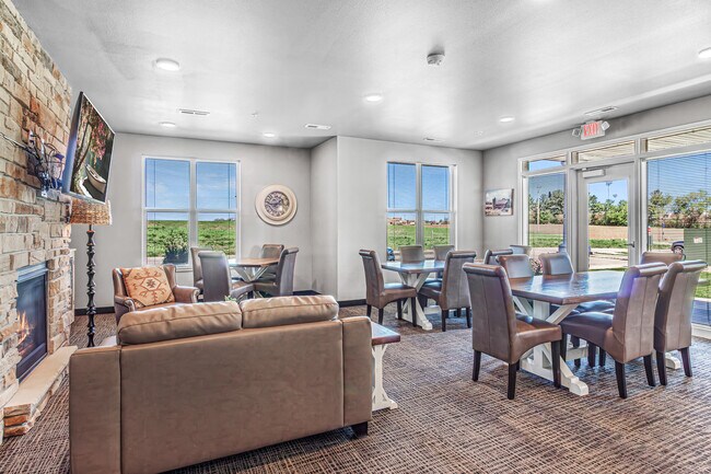 Foto del edificio - Whistling Ridge Senior Apartments