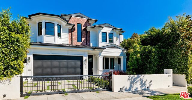 Foto principal - 812 N Stanley Ave