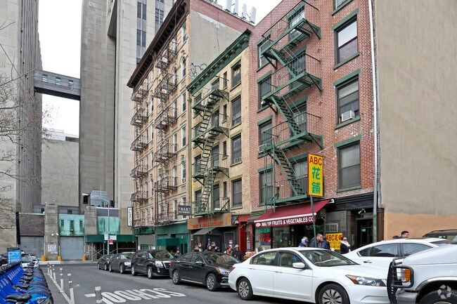 Foto del edificio - 104 Bayard St