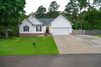 Building Photo - 143 Haywood Dr