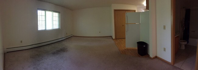 Sala de estar - 1020 Jefferson St
