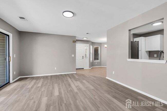 Building Photo - 2609 Lighthouse Ln