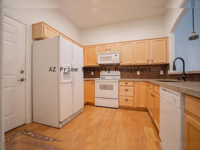 Building Photo - 4533 N 22nd St