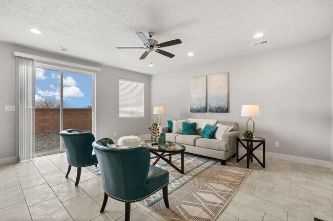 Foto del edificio - 6688 Zachary Rd NE